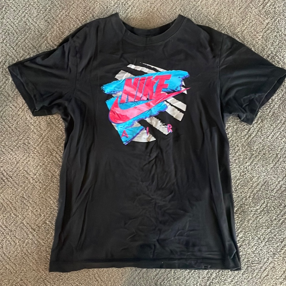 Men’s size small Nike air t-shirt